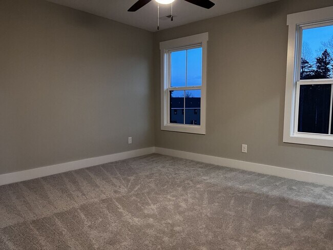 Foto del edificio - 129 Sunburst Villa Dr