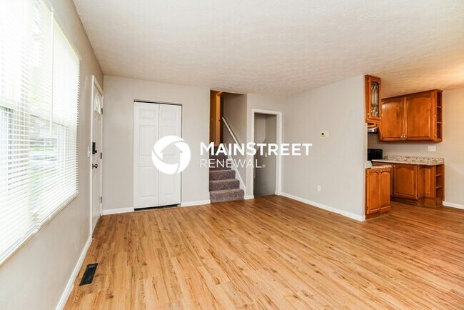 Foto del edificio - 3 Bedroom Pet-Friendly Home in COLUMBUS, OH with Main Street Renewal