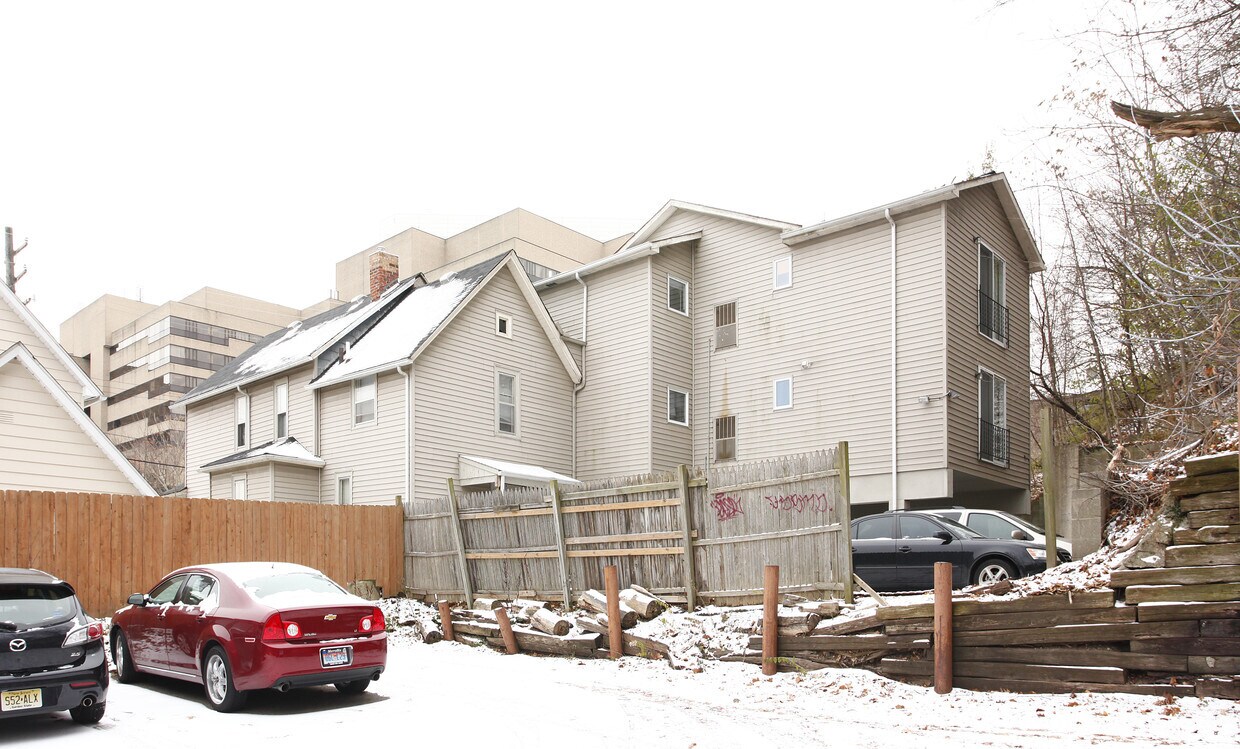 Building Photo - 507 Glen Ct