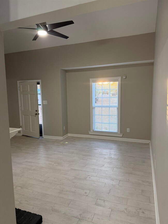 Foto del edificio - 4834 Sturbridge Ln