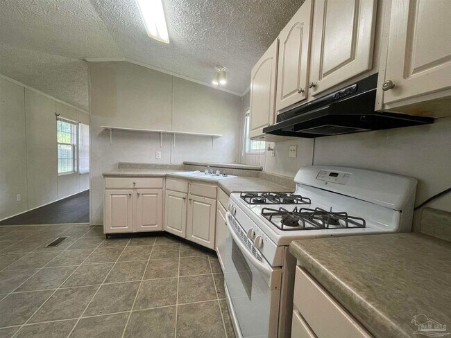 Building Photo - 4088 Windsor Ln