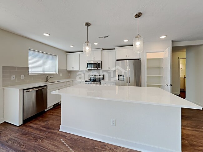 Foto del edificio - 9137 W Bigwood Dr.