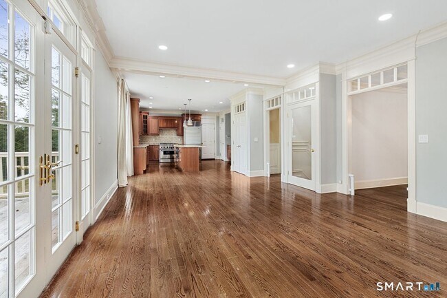 Foto del edificio - 59 Crescent Rd