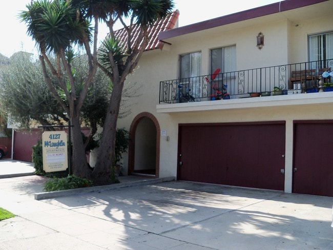 Building Photo - 4127 McLaughlin Ave