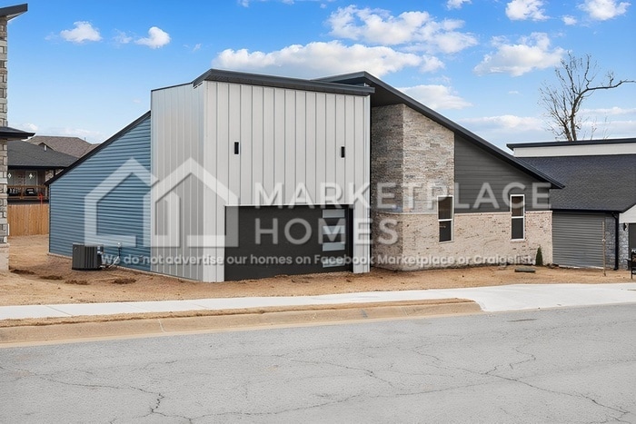 Foto principal - 1000 Clayton Rd