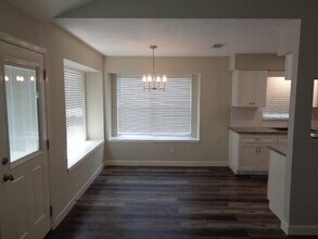 Building Photo - 1227 Strawberry Park Ln