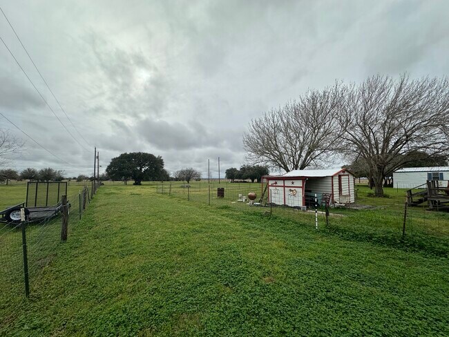 Foto del edificio - 39 Tiffany Dr