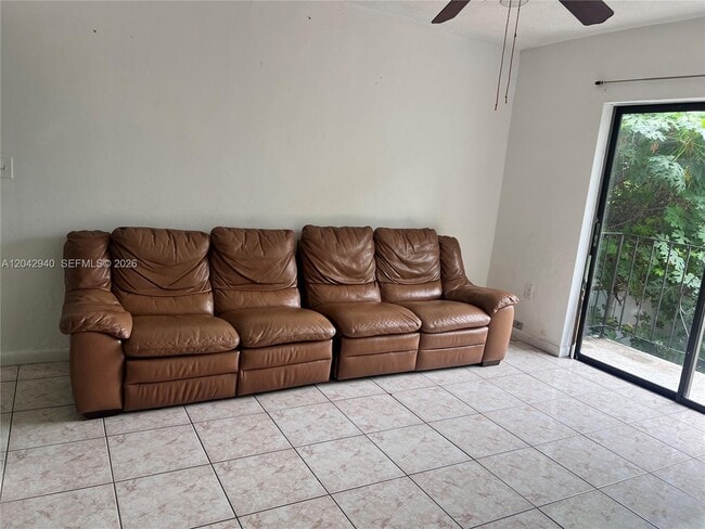 Foto del edificio - 608 SW 15th Ave