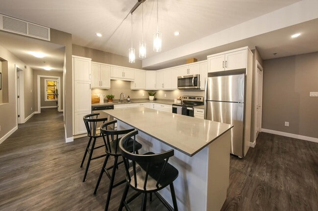 3-bedroom apartment - Parkview Terrace