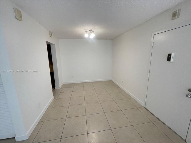 Building Photo - 7995 SW 86th St