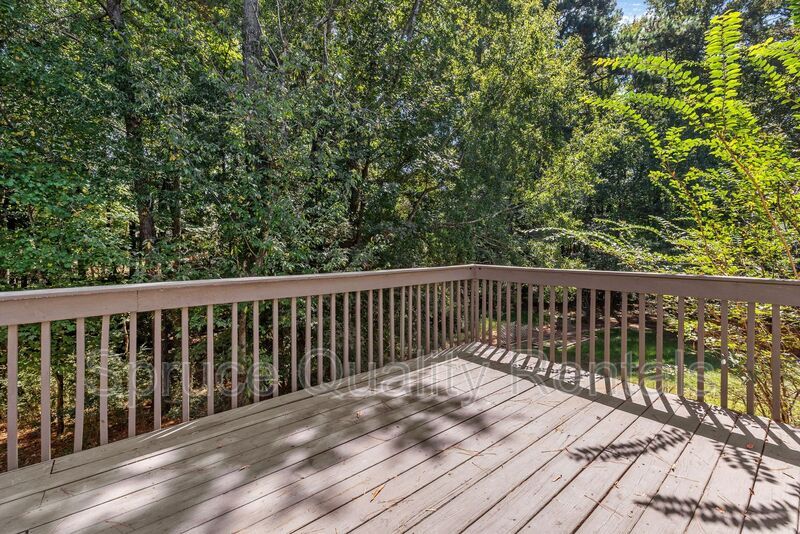 Building Photo - 110 Chestone Ct