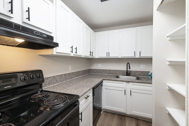 Interior Photo - The Rambler