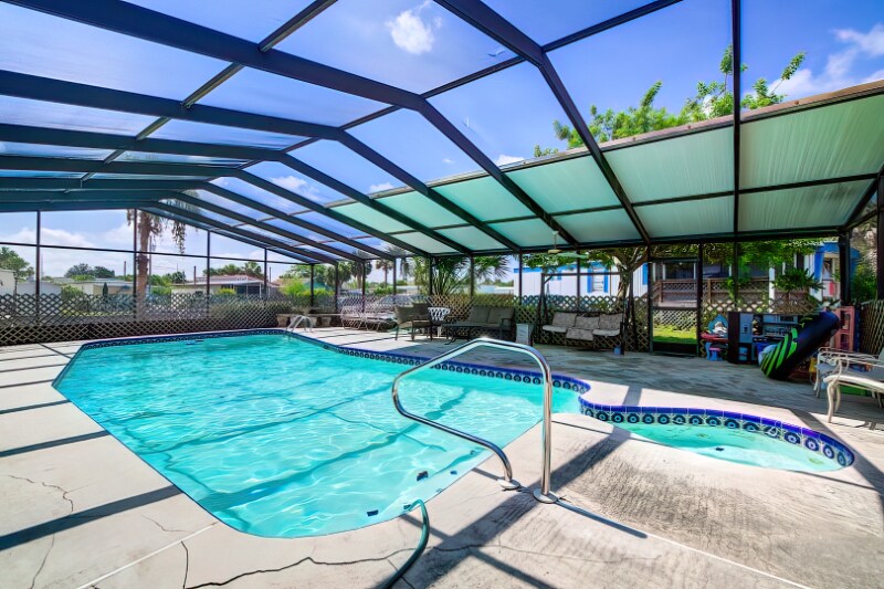 Primary Photo - 6731 Saltwater Blvd