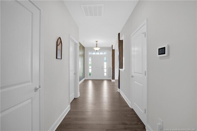 Foto del edificio - 66 S Hawks Rdg Ln