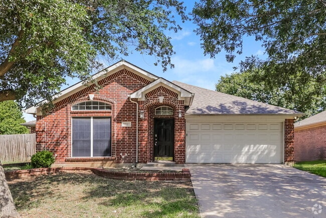 Building Photo - 1601 Prescott Dr
