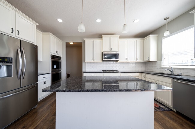 Foto del edificio - 15430 Eagle Creek Way