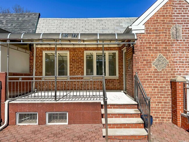 Building Photo - 85-77 66th Ave