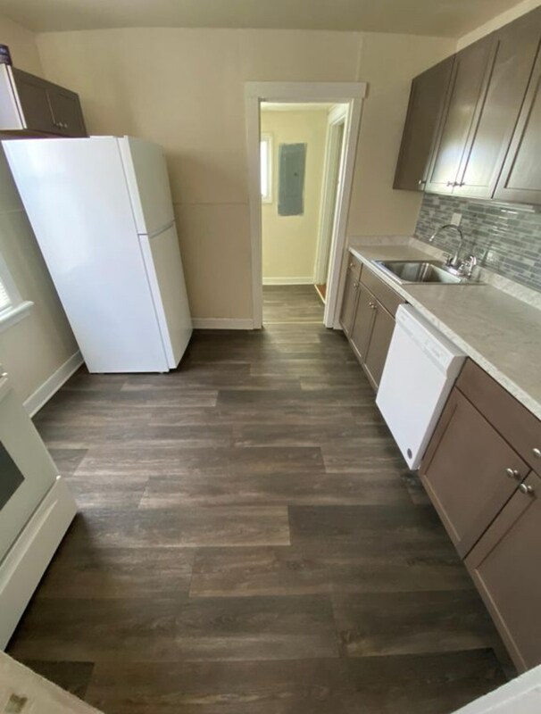 Foto del edificio - 5105 Robin Grey Ln