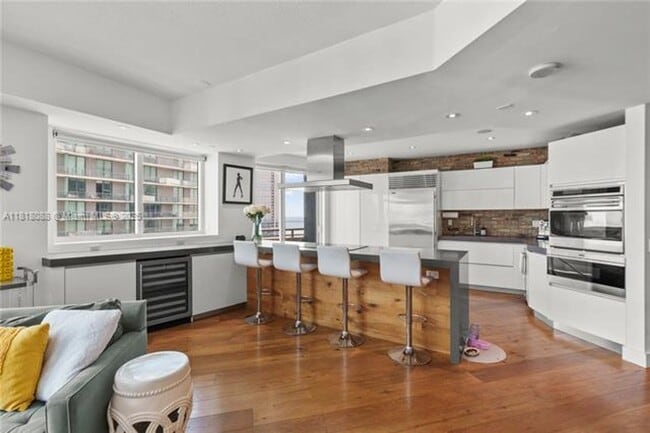 Foto del edificio - 60 SW 13th St