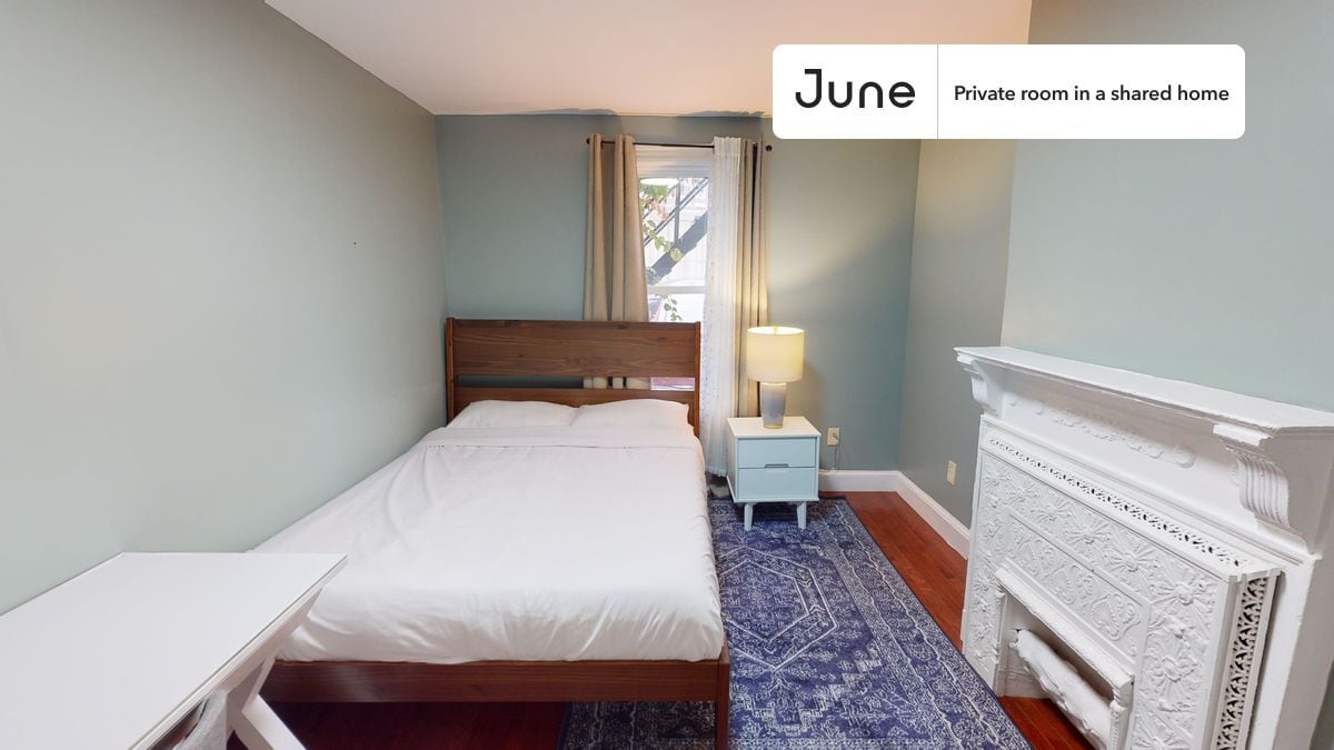 Private bedroom in 7 bed/2 bath Home - Private bedroom in 7 bed/2 bath Home