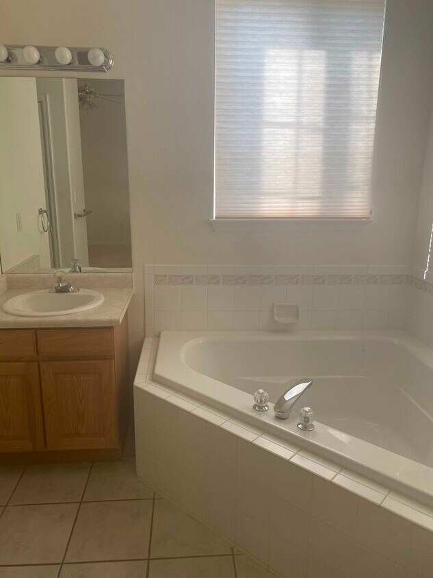 4141 Outlook Blvd Unit M, Pueblo, CO 81008 Condo for Rent in Pueblo