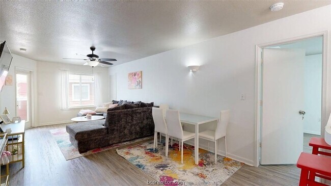 Foto del edificio - 515 Southwest Pkwy