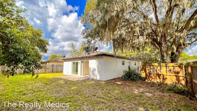 Foto del edificio - 3 br, 2 bath House - 14878 Astrolyn St