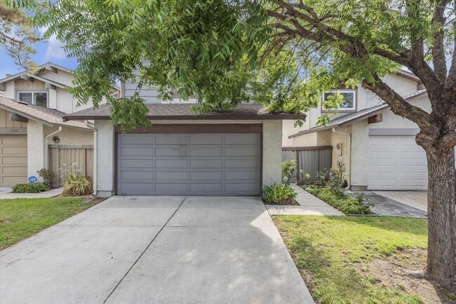 Foto del edificio - 2 Story Home in the HomeGate Community