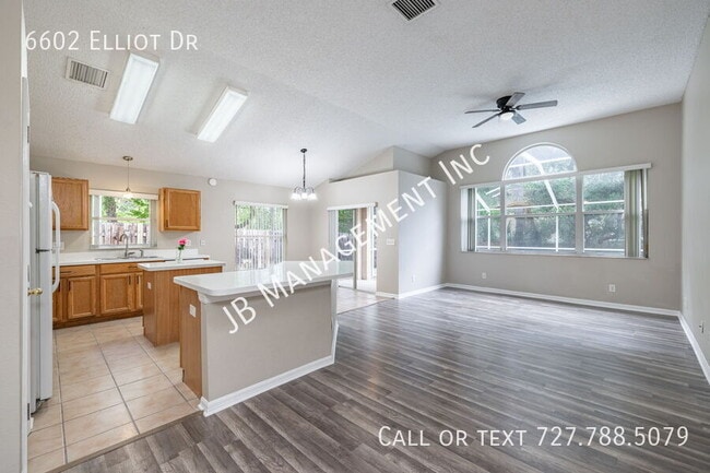 Building Photo - 6602 Elliot Dr