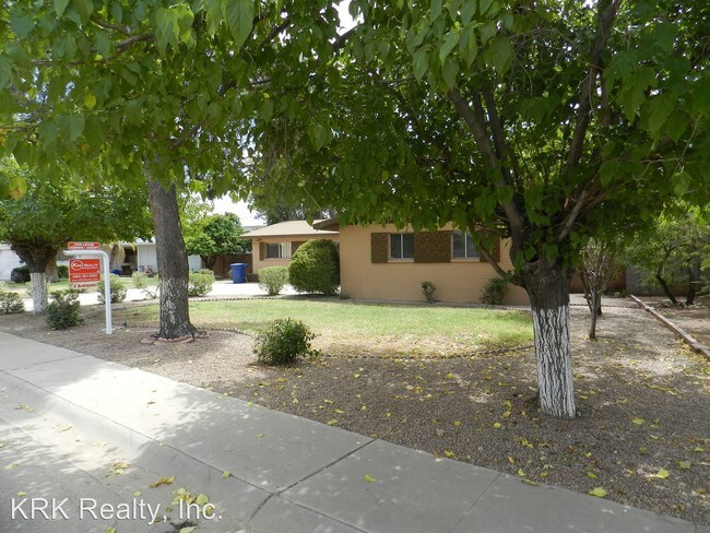 Building Photo - 6 br, 4 bath House - 119 E Riviera Dr