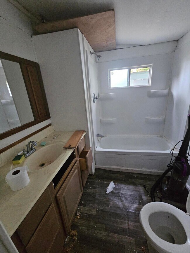 Foto del edificio - 920 Boardwalk Ln