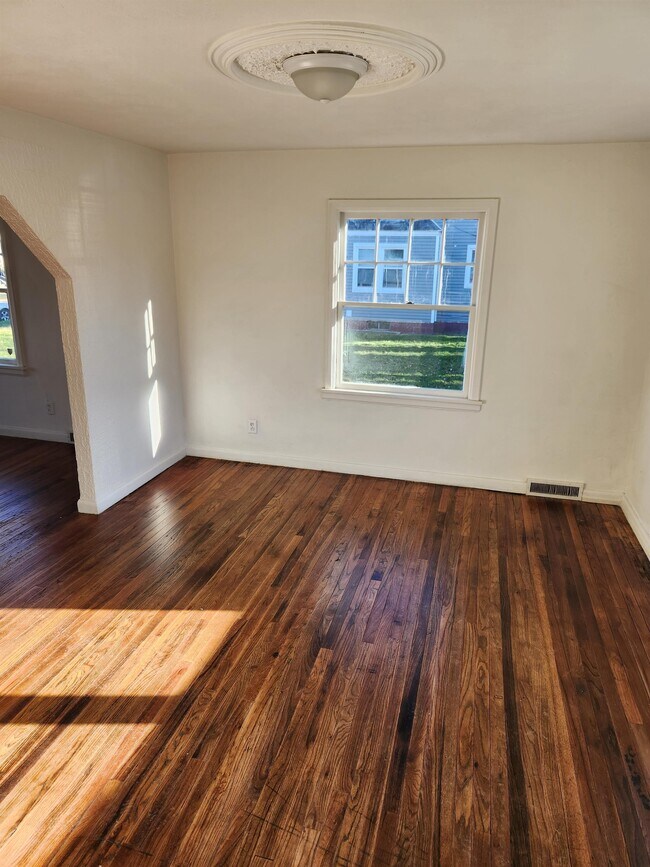 Foto del edificio - 1131 N Kaley St