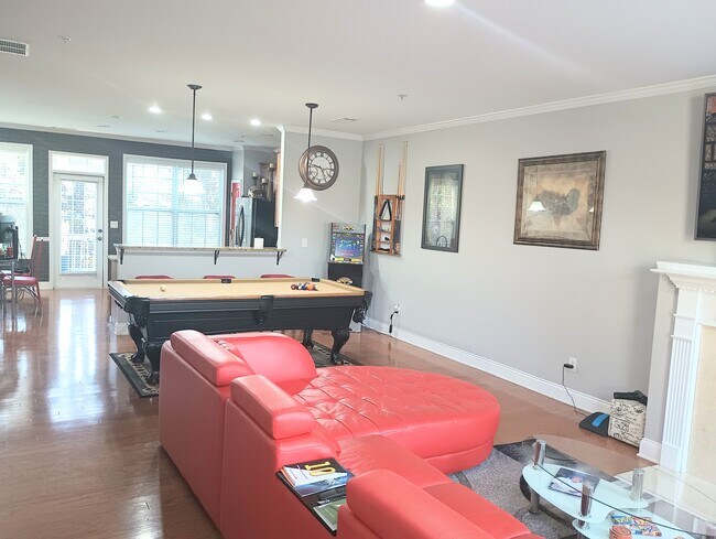 Foto del edificio - 436 Williamson St SE