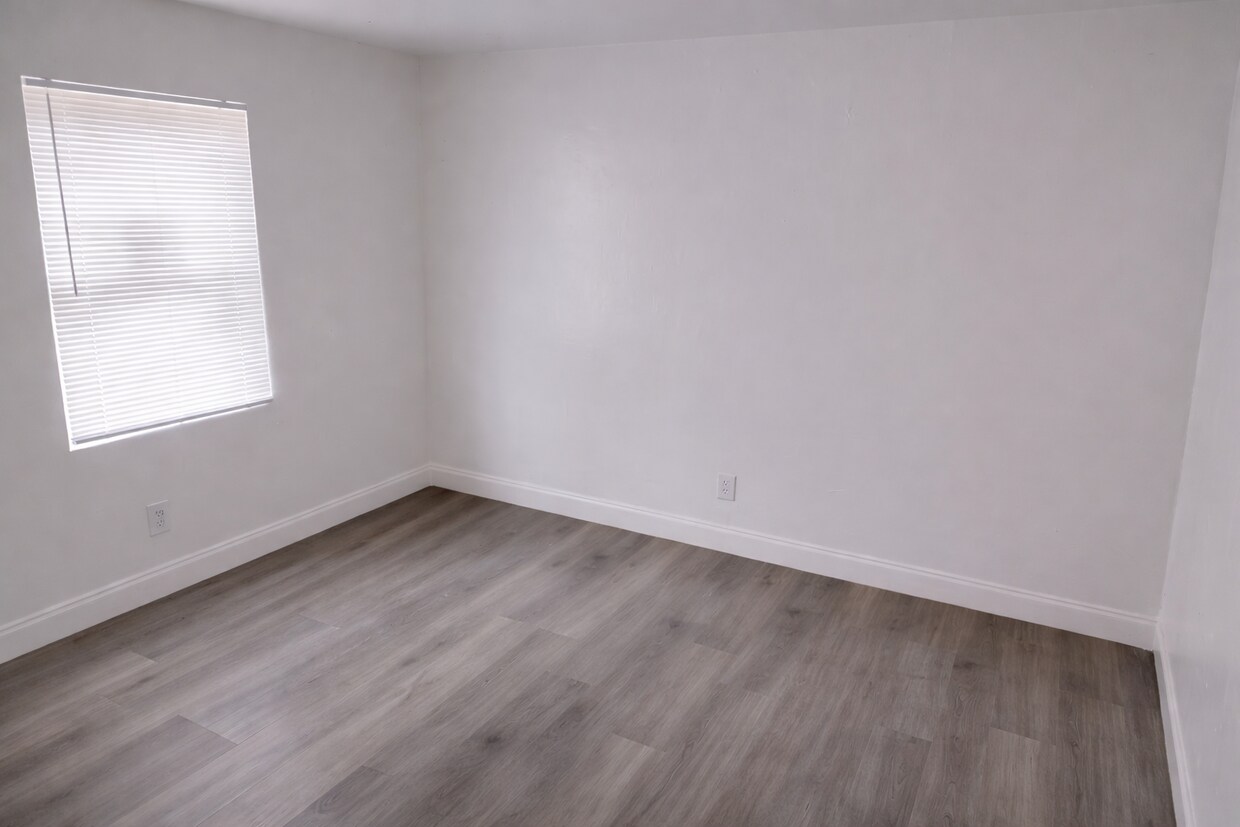 Foto del edificio - 107 Garland Ter