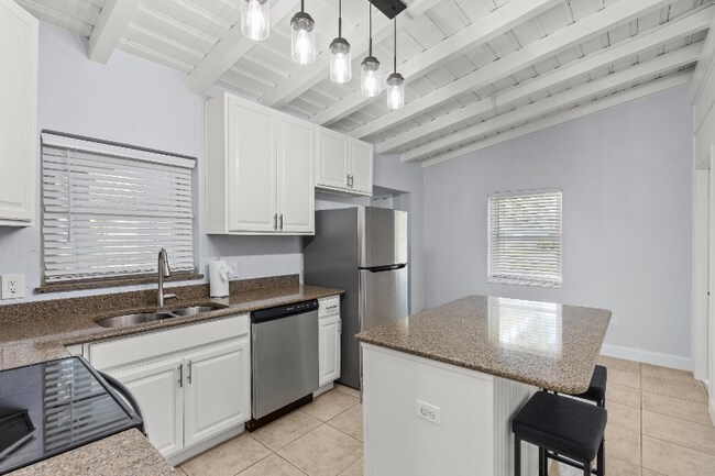 Foto del edificio - 310 Burland St