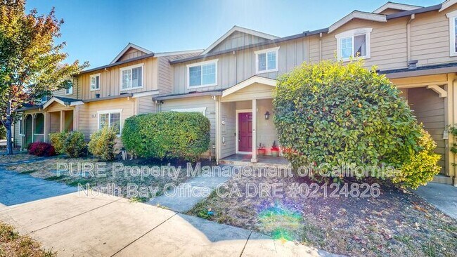 Building Photo - 2263 Northcoast St