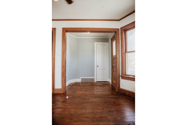 Foto del edificio - 1633-1635-1635 N Hawley Rd