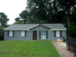 Building Photo - 4842 Horn Lake Rd