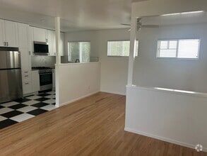 Building Photo - 4208 Fanuel St