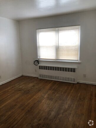 Building Photo - 9337 239th St