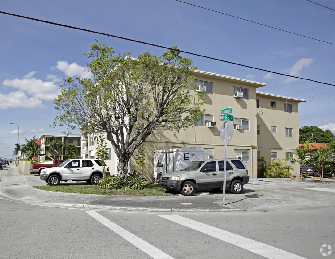 Building Photo - Oraida Apartments