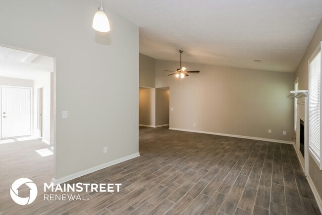 Building Photo - 65 Burdell Dr