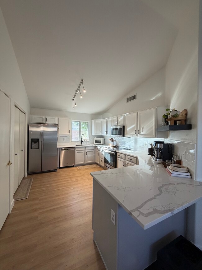 Photo - 16652 N 19th St House