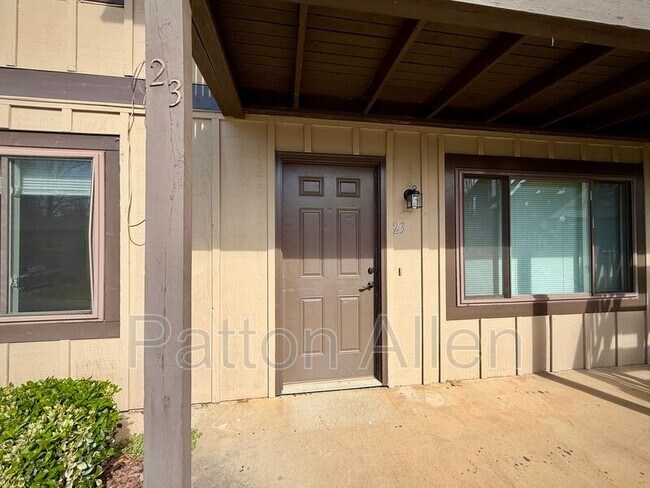 Foto del edificio - 23 Dawnwood Cir