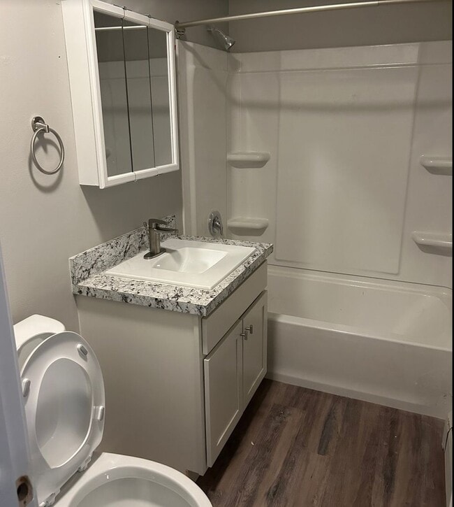 Interior Photo - Harrison Street