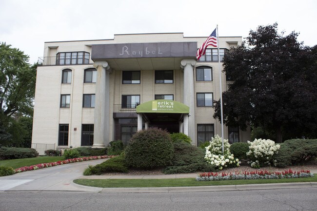 Foto del edificio - 3420 Heritage Dr