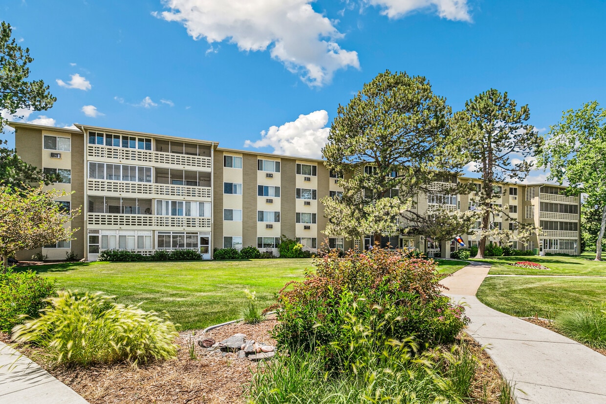 Foto principal - 725 S Alton Way