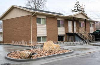 Building Photo - 315 E 600 S St