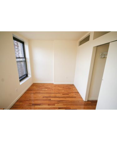 Primary Photo - 22 Cornelia St