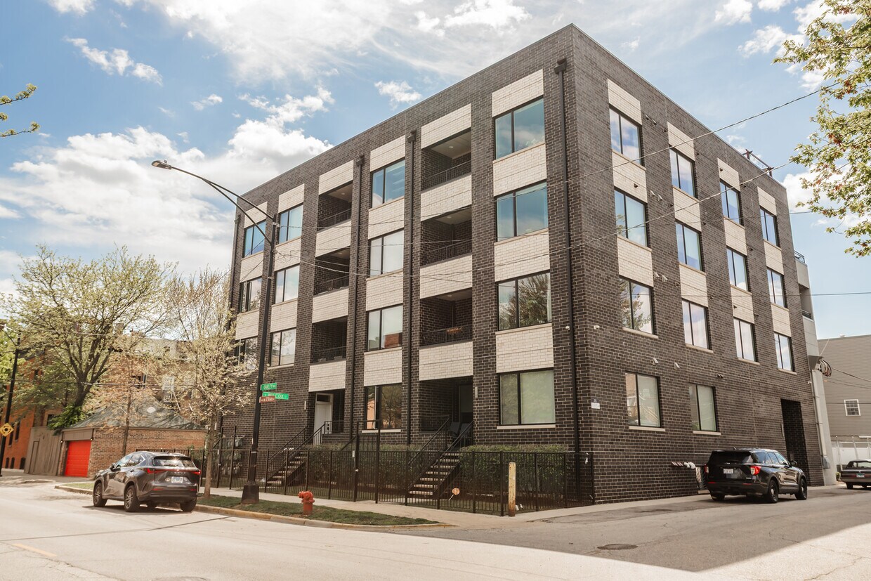 Foto principal - 2303 W Wilcox St
